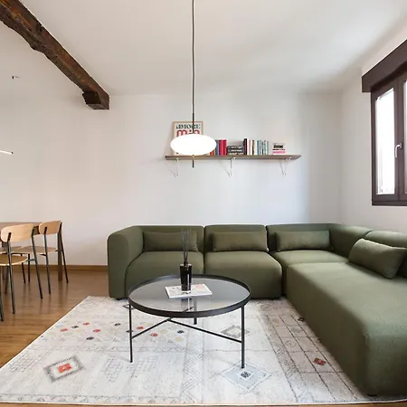 דירה Spacious Near Casco Viejo בילבאו